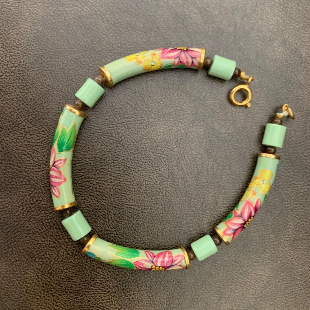 Green Cloisonne Enamel Etched Flowers Bracelet